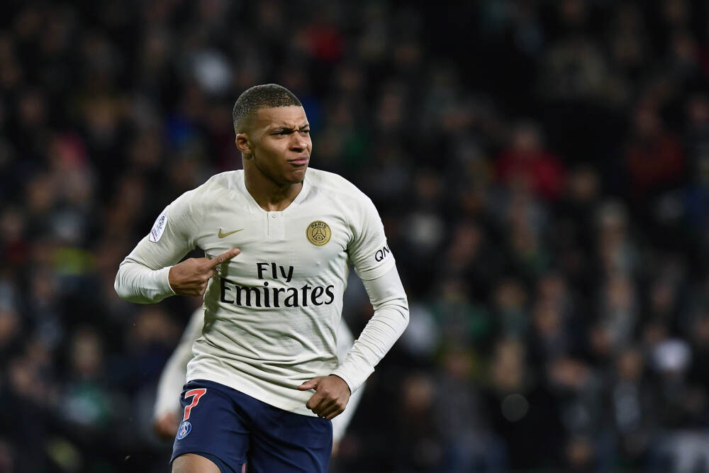 回声报：对阵狼队利物浦可能多达8人缺席，维尔茨可以出战